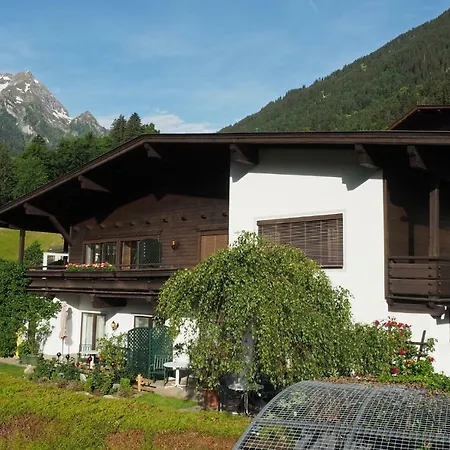 Haus Alexandra *